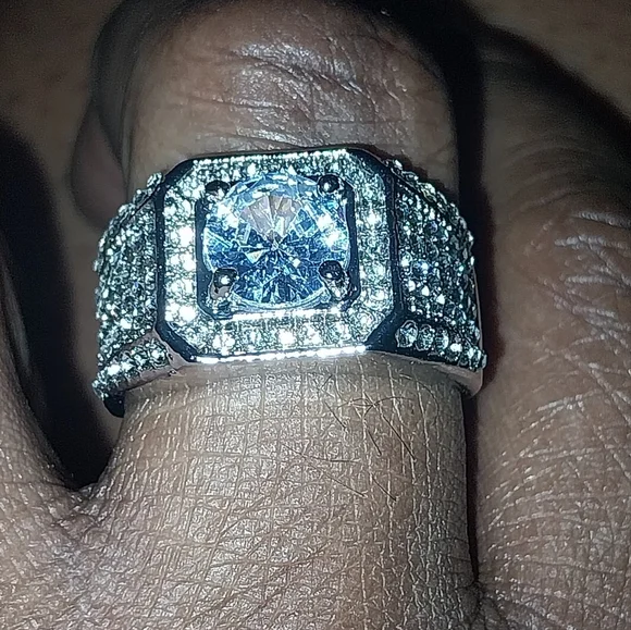 Classic Men's Silver Diamond Pavé Ring Sz 11